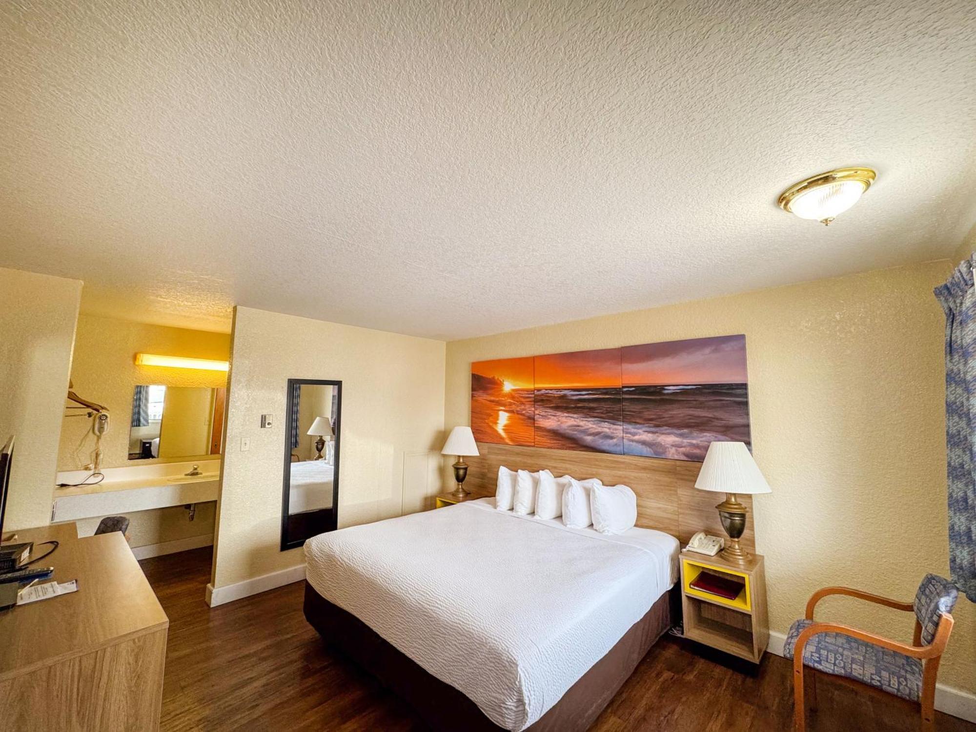 Days Inn By Wyndham Mackinaw City - Lakeview Exterior foto